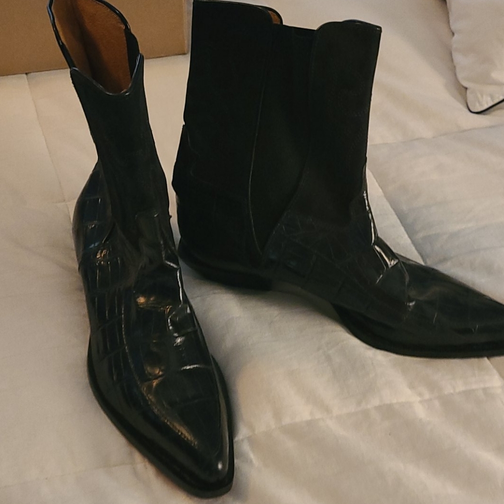 Donald J. Pliner Western Couture Collection